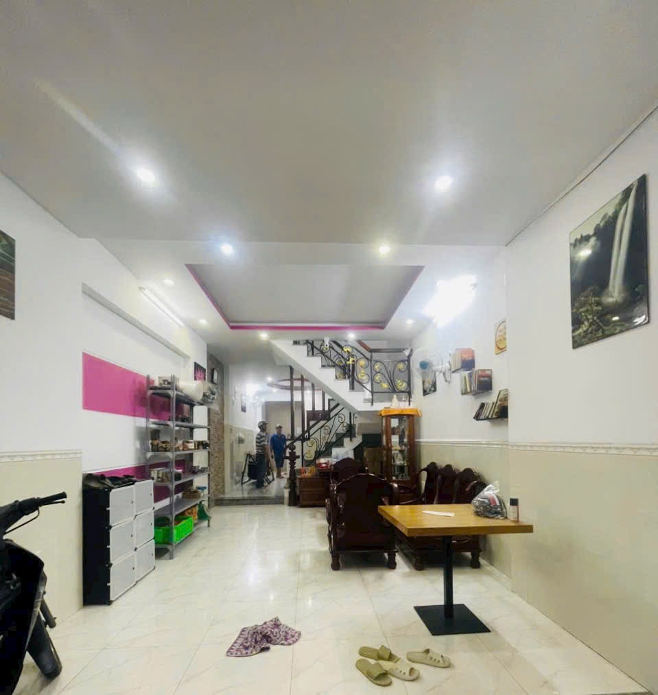 SÁT LÊ VĂN QUỚI, 60M2, 2 TẦNG, HẺM XE HƠI THÔNG, SỔ HOÀN CÔNG GIÁ NHỈNH 5 TỶ - Ảnh chính